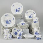 1457 7346 DINNERWARE